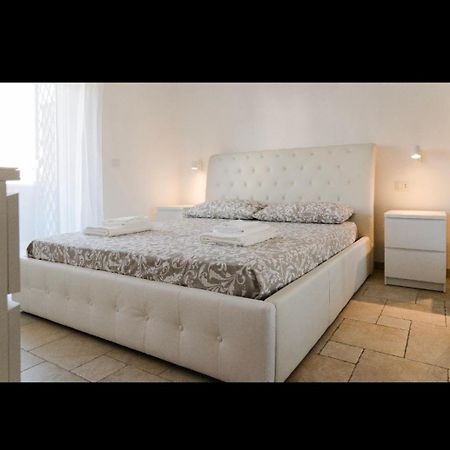 Pau Suite Home Fiumicino Extérieur photo